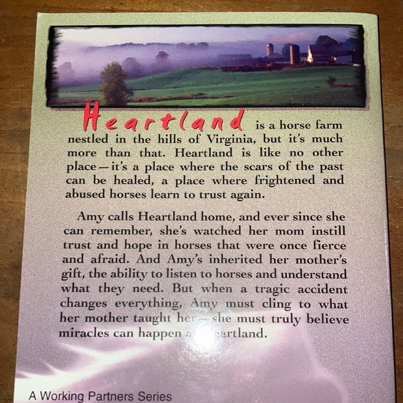 #1 First issue Heartland: Coming Home by Lauren Brooke - Picture 4 of 13
